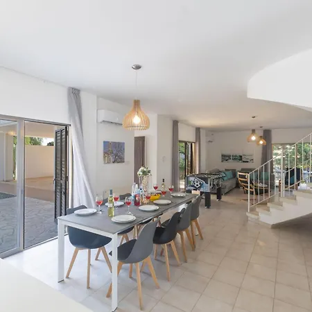 Ferienhaus Rosie *